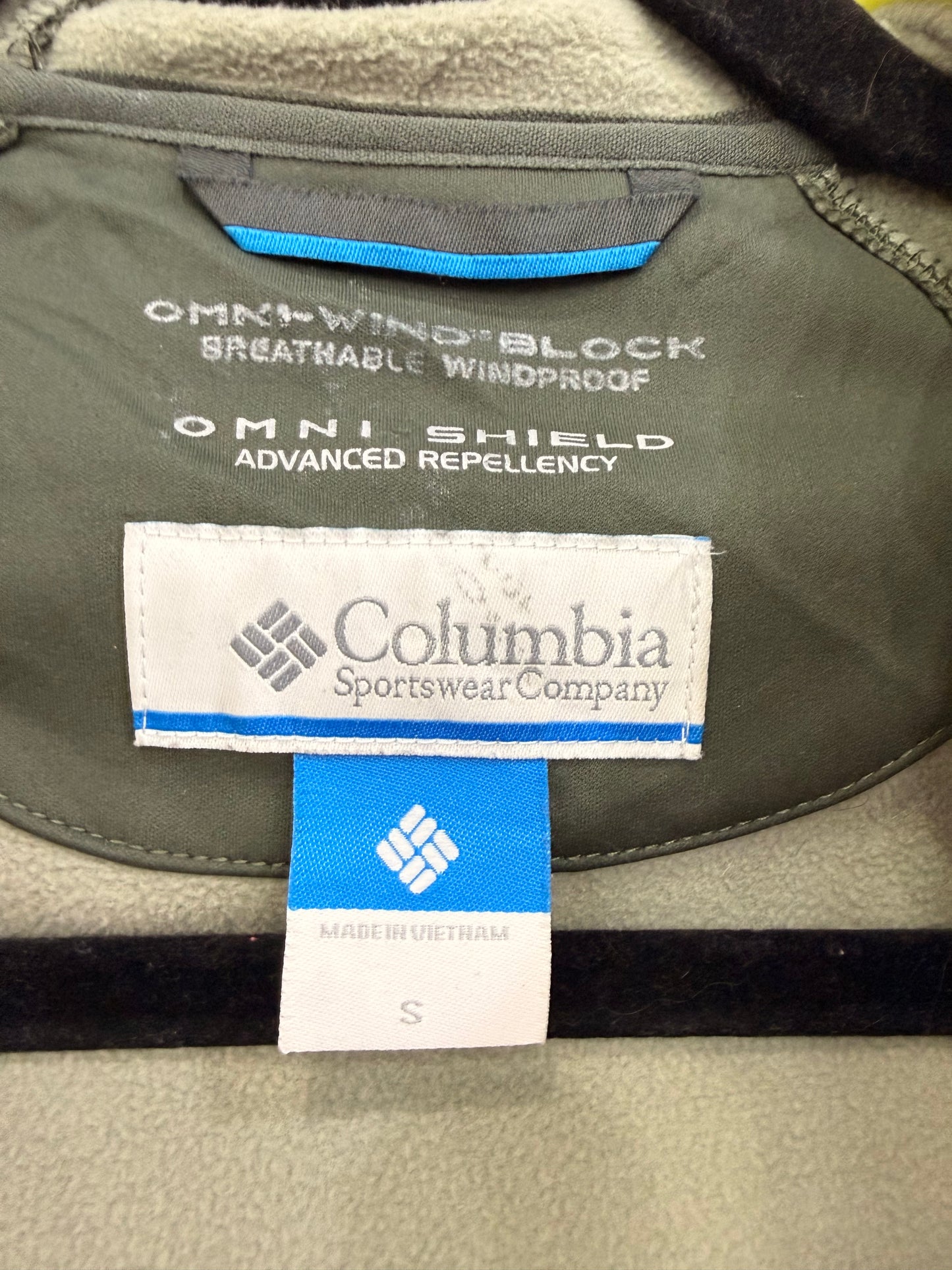 Poleron Cortaviento Columbia OmniWind Verde Con Gorro y Cierre Mujer S