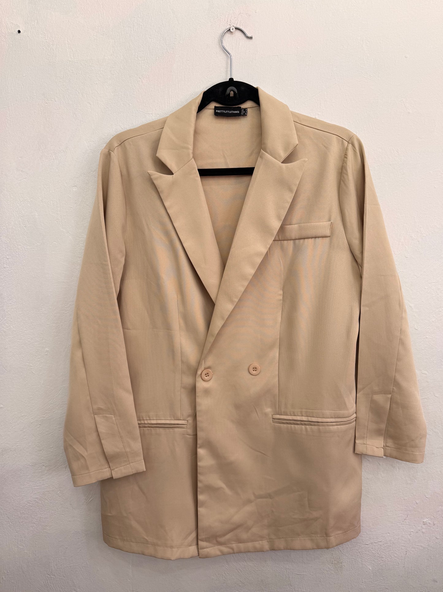 Blazer Pretty Little Thing Beige Mujer Talla 8 (S)