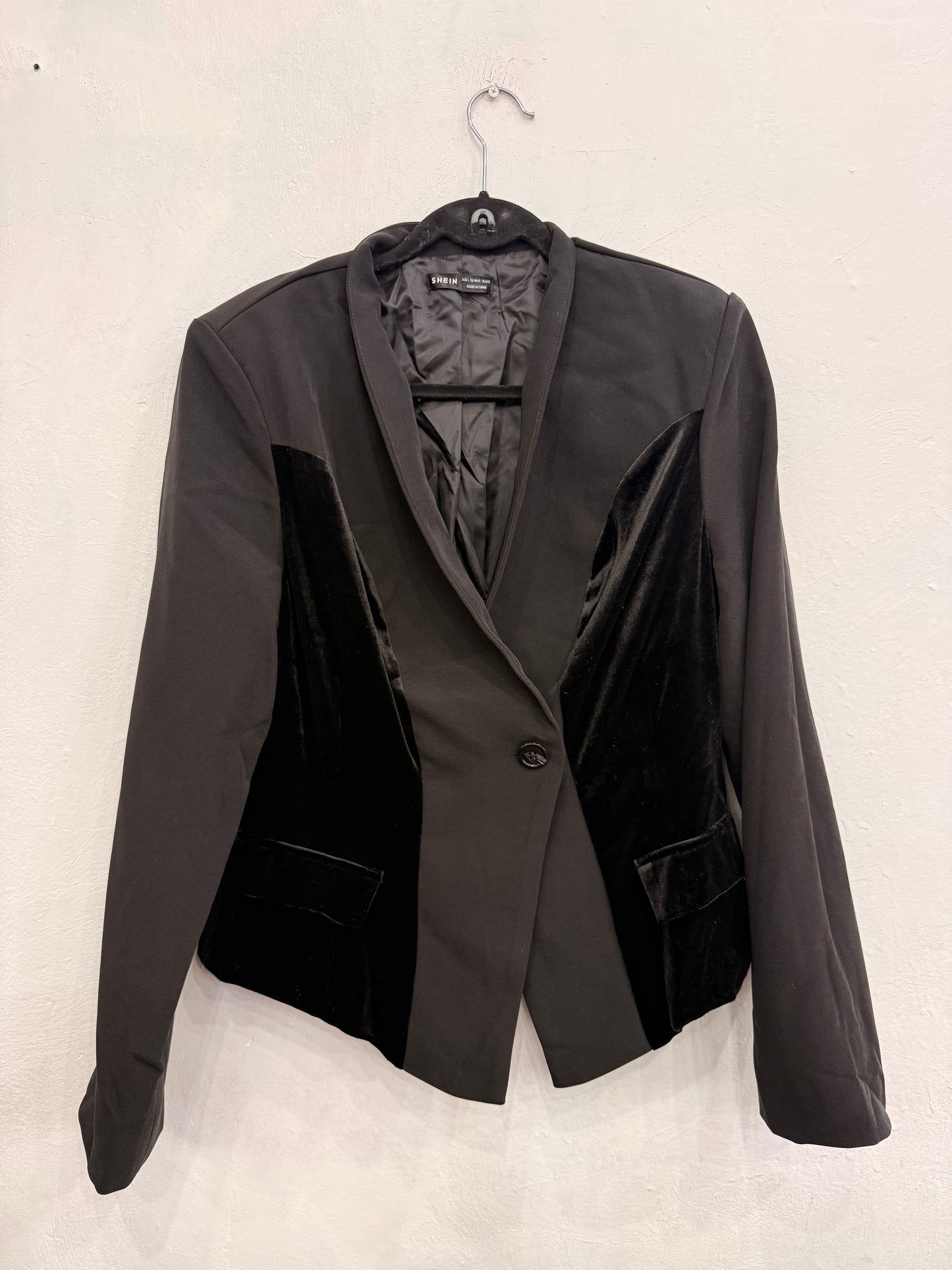 Blazer Shein Negro con Terciopelo Mujer L